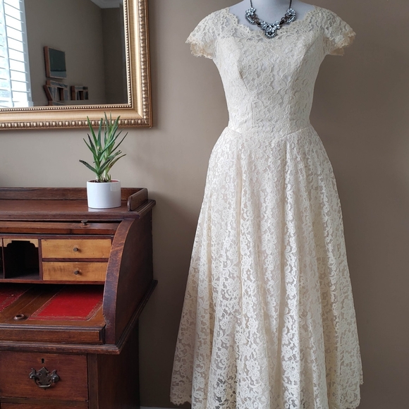 William Cahill Vintage 50s Ivory Lace Short Sleeve Tea Length Midi Wedding Dress - Picture 3 of 12